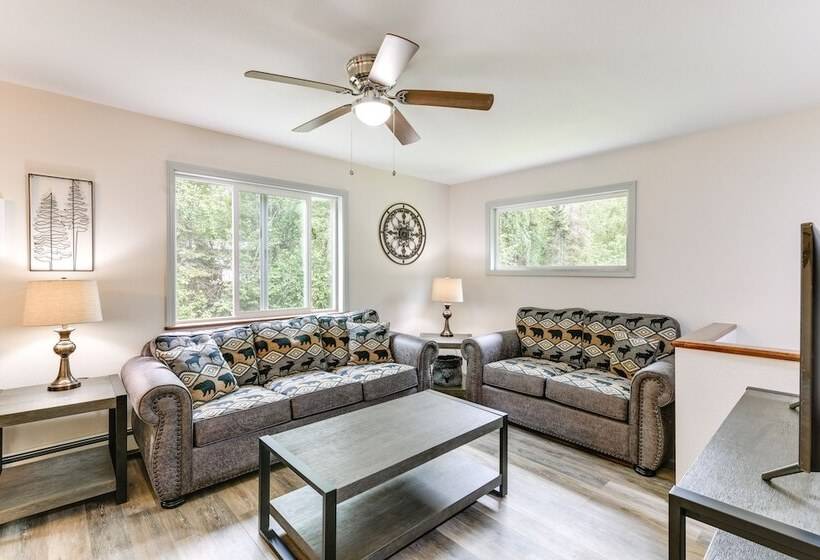 Chugiak Moose Cottage Near Chugach State Park!