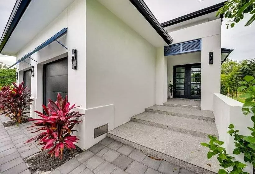 Contemporary Naples Home W/ Outdoor Kitchen & Pool