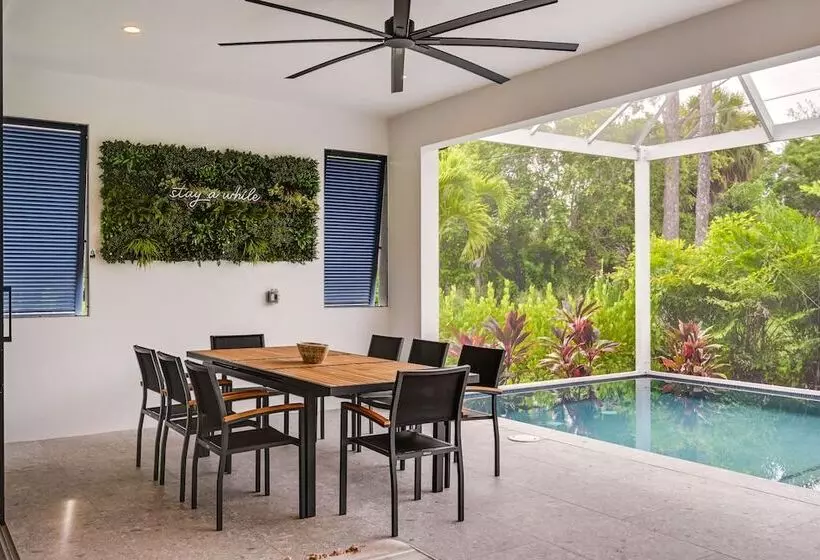 Contemporary Naples Home W/ Outdoor Kitchen & Pool