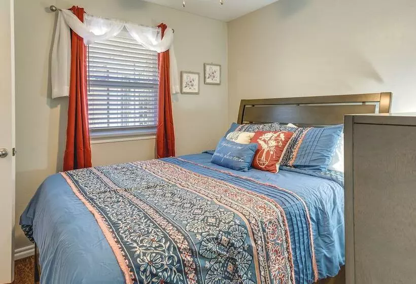 Cozy Norman Home: 4 Mi To Oklahoma University!