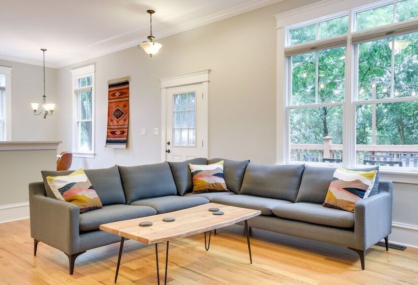 Dog Friendly Durham Home   Walk Downtown!