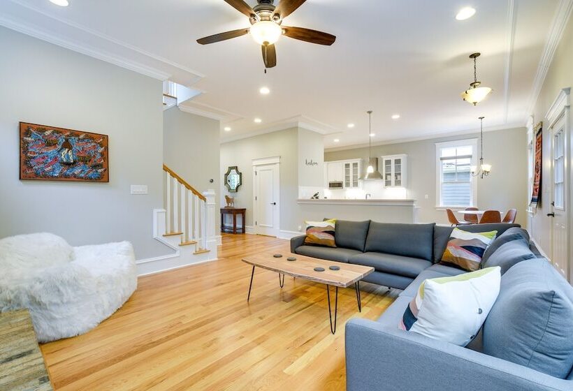 Dog Friendly Durham Home   Walk Downtown!