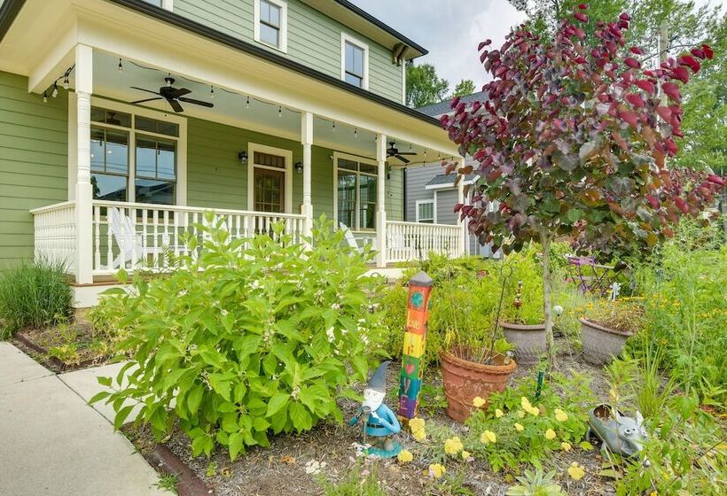 Dog Friendly Durham Home   Walk Downtown!