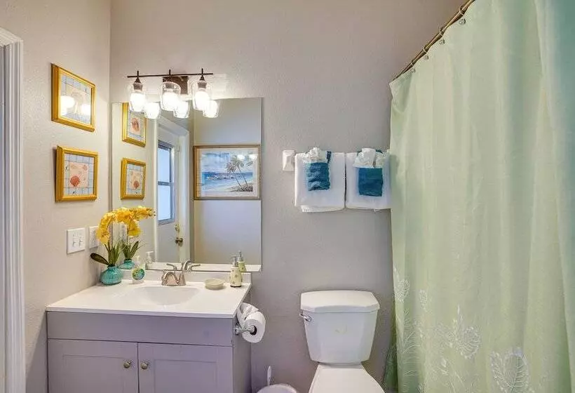 Florida Retreat W/ Pool, Hot Tub & Near Disney!