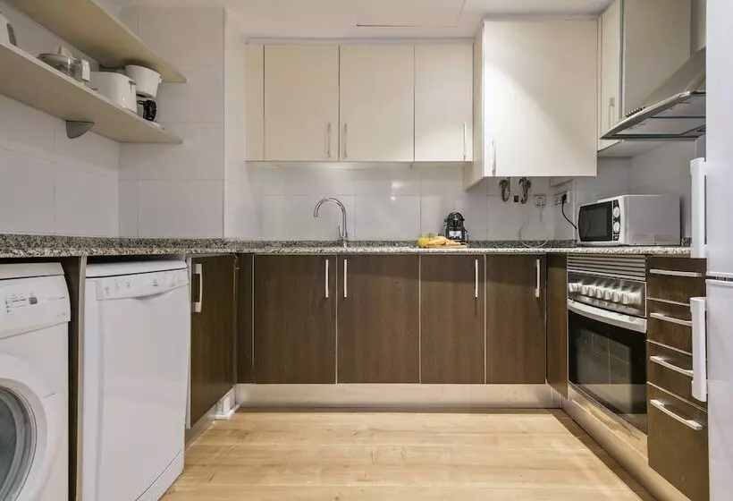 هتل Inside Barcelona Apartments Princep