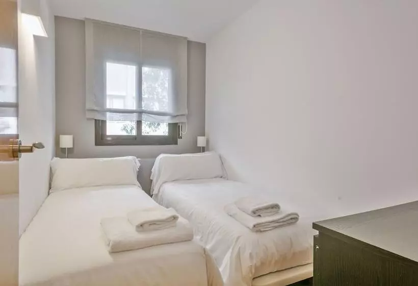 هتل Inside Barcelona Apartments Princep