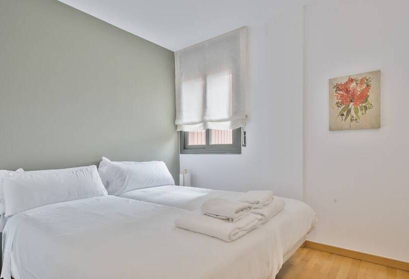 هتل Inside Barcelona Apartments Princep