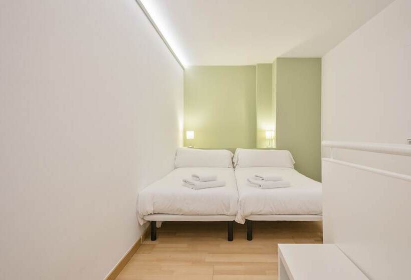 هتل Inside Barcelona Apartments Princep