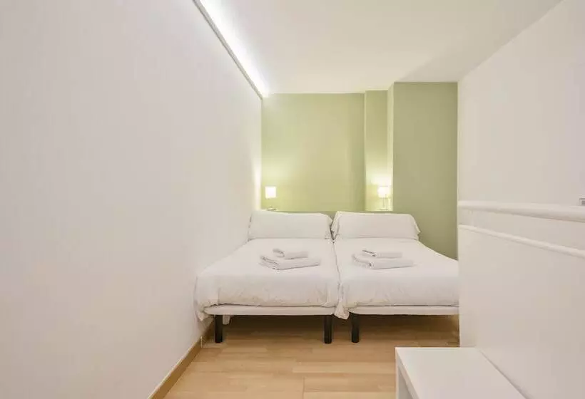 هتل Inside Barcelona Apartments Princep