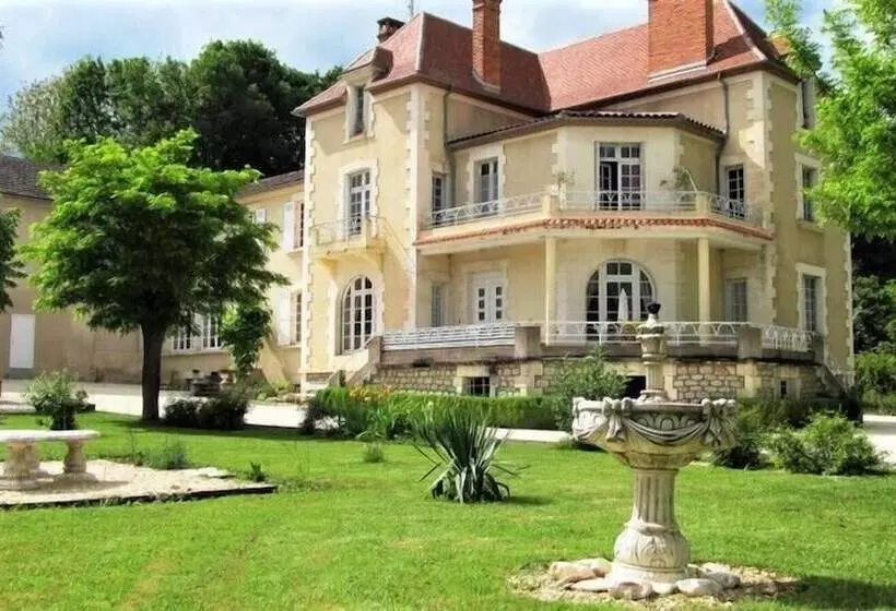 ホテル Vue Du Château D Excideuil