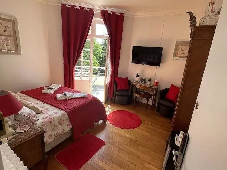 ホテル Vue Du Château D Excideuil