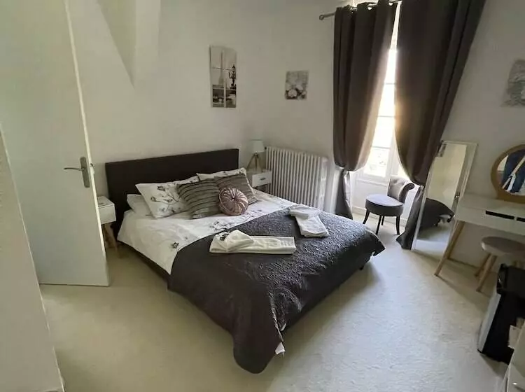 ホテル Vue Du Château D Excideuil