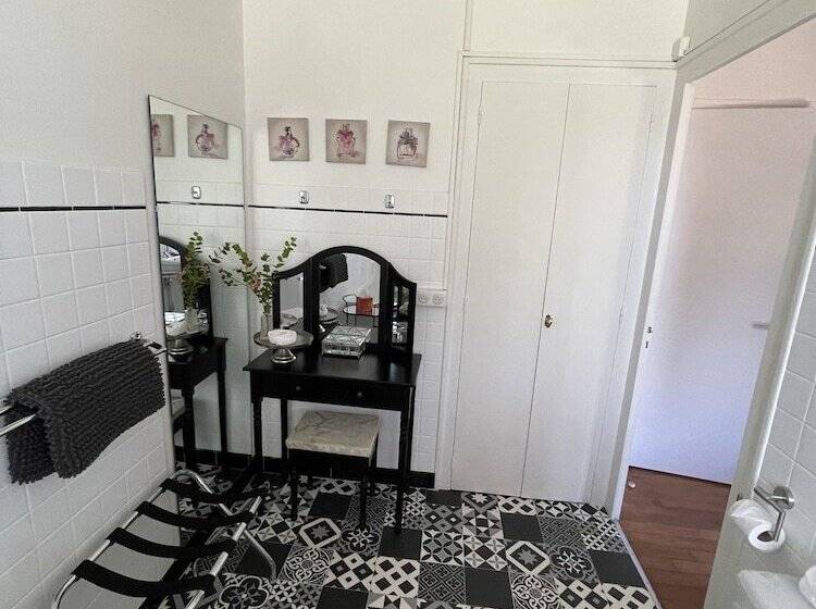 فندق Vue Du Château D Excideuil