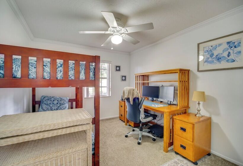 Melbourne Home W/ Pool & Patio, 6 Mi To Beach!