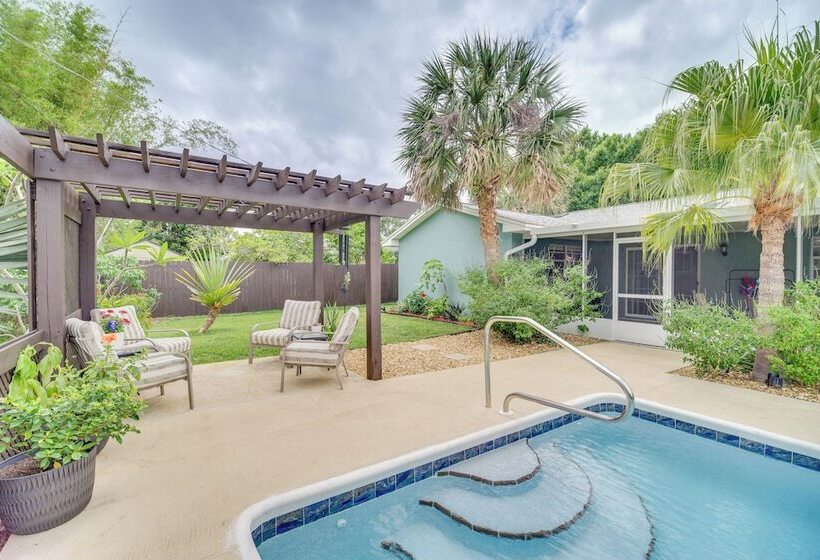 Melbourne Home W/ Pool & Patio, 6 Mi To Beach!
