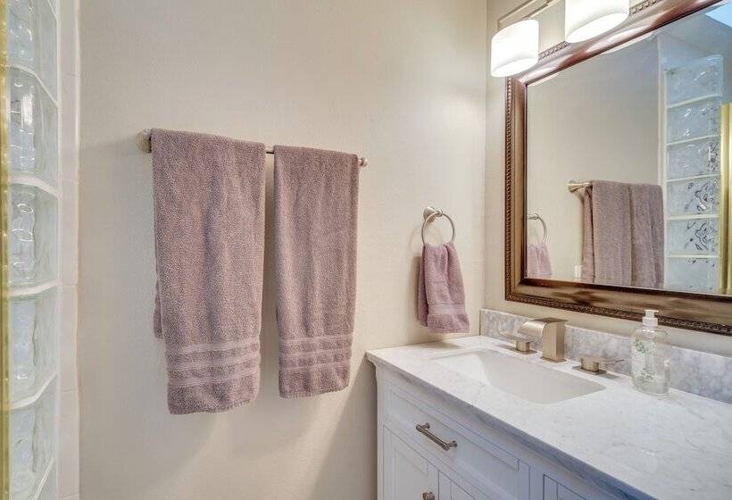 Melbourne Home W/ Pool & Patio, 6 Mi To Beach!