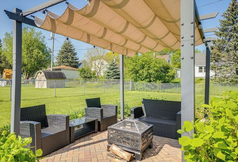 Milwaukee Home W/ Serene Patio & Backyard Garden!
