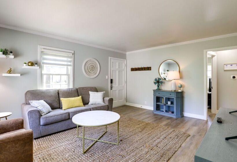 Milwaukee Home W/ Serene Patio & Backyard Garden!