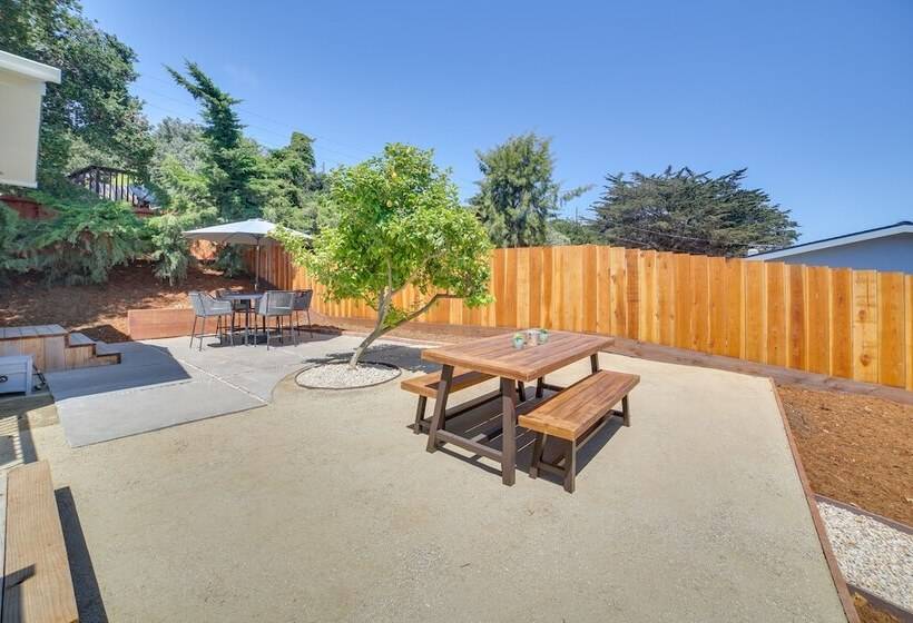 Modern Del Rey Oaks Retreat: 2 Mi To Monterey Bay!