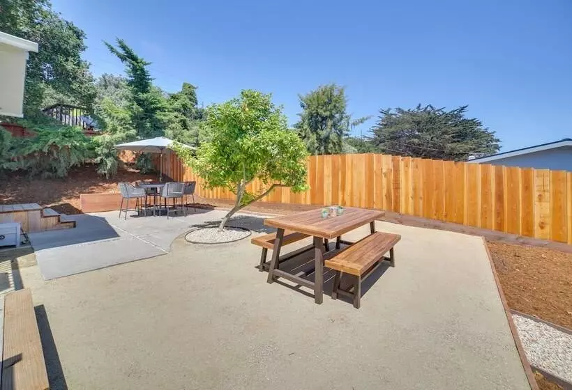 Modern Del Rey Oaks Retreat: 2 Mi To Monterey Bay!