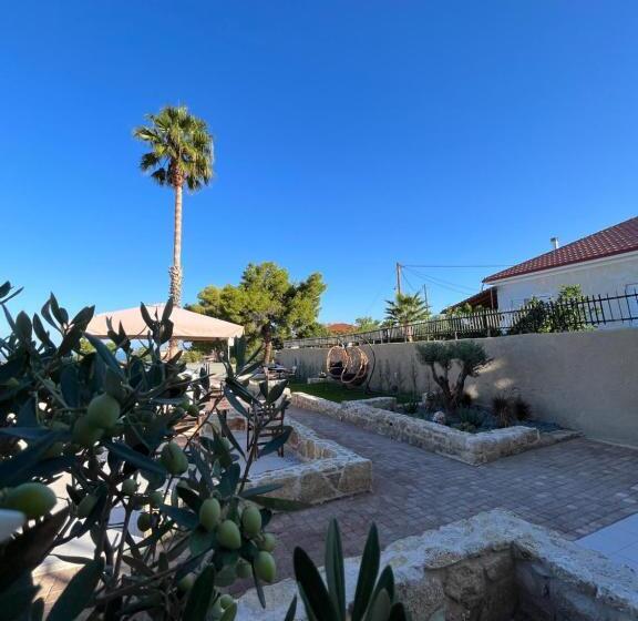 Octavia Comfort Bungalows With Amazing View