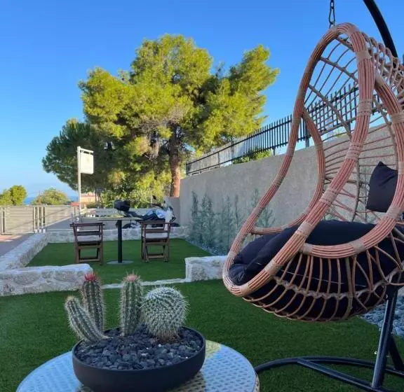 Octavia Comfort Bungalows With Amazing View