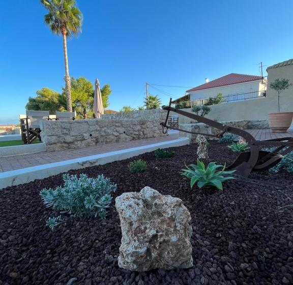 Octavia Comfort Bungalows With Amazing View