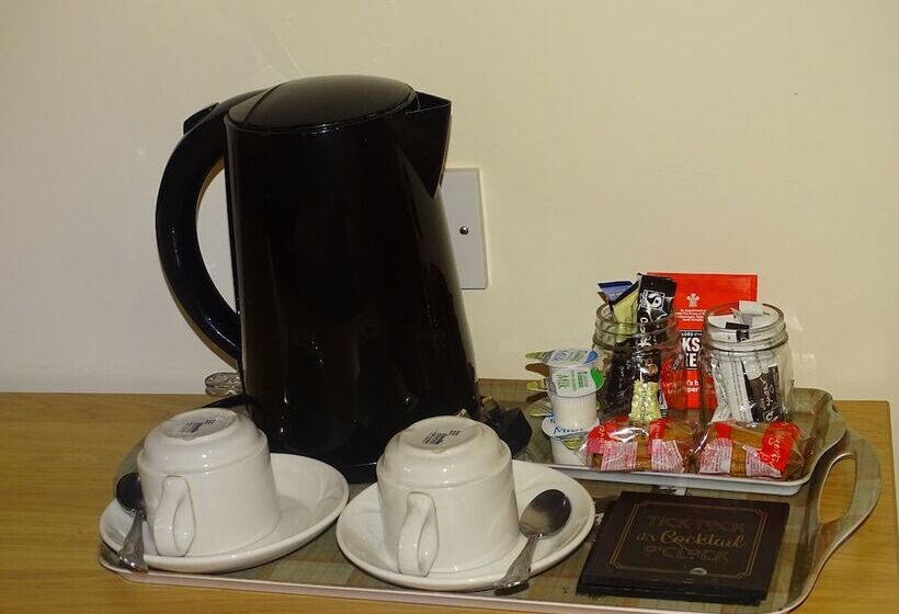 Oddfellows Hotel Bar & Restaurant