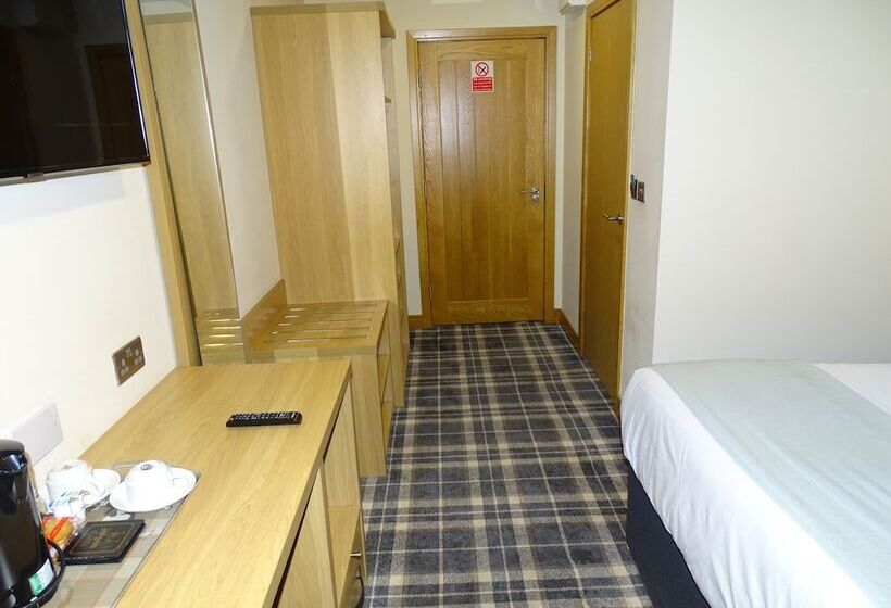 Oddfellows Hotel Bar & Restaurant