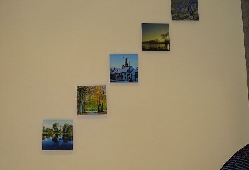 Oddfellows Hotel Bar & Restaurant