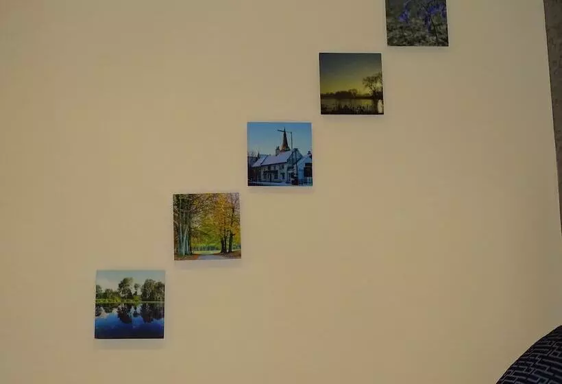 Oddfellows Hotel Bar & Restaurant