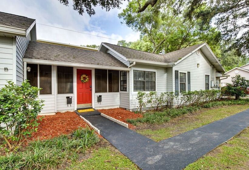 Orlando Golden Girls Retreat: Prime Location!