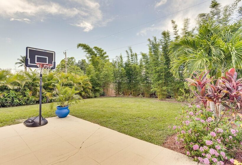 Port St Lucie Oasis W/ Heated Saltwater Pool!