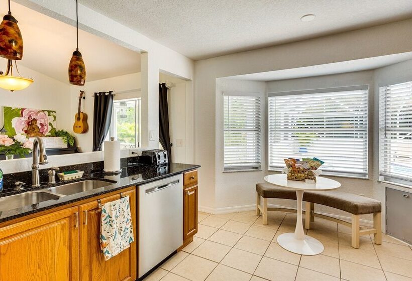 Port St Lucie Oasis W/ Heated Saltwater Pool!