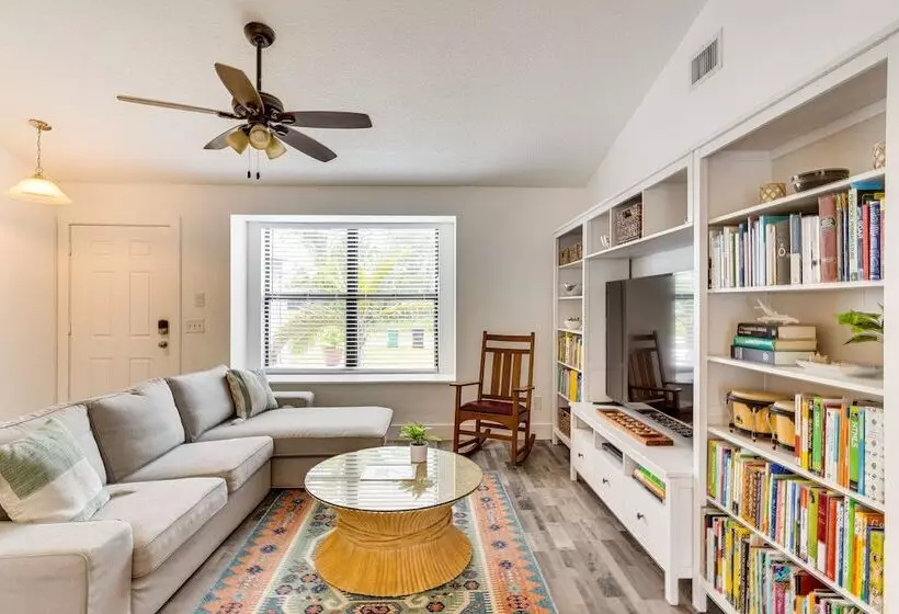 Port St Lucie Oasis W/ Heated Saltwater Pool!