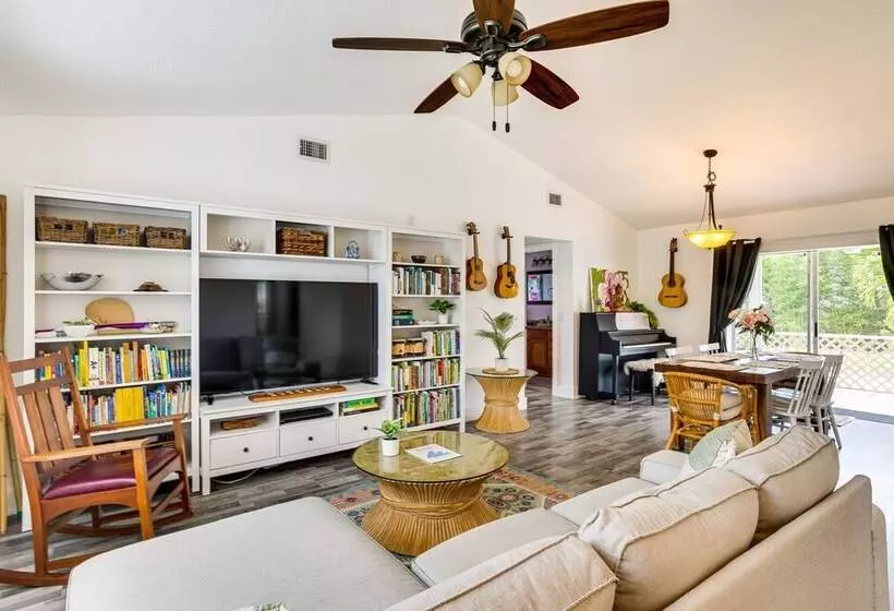 Port St Lucie Oasis W/ Heated Saltwater Pool!