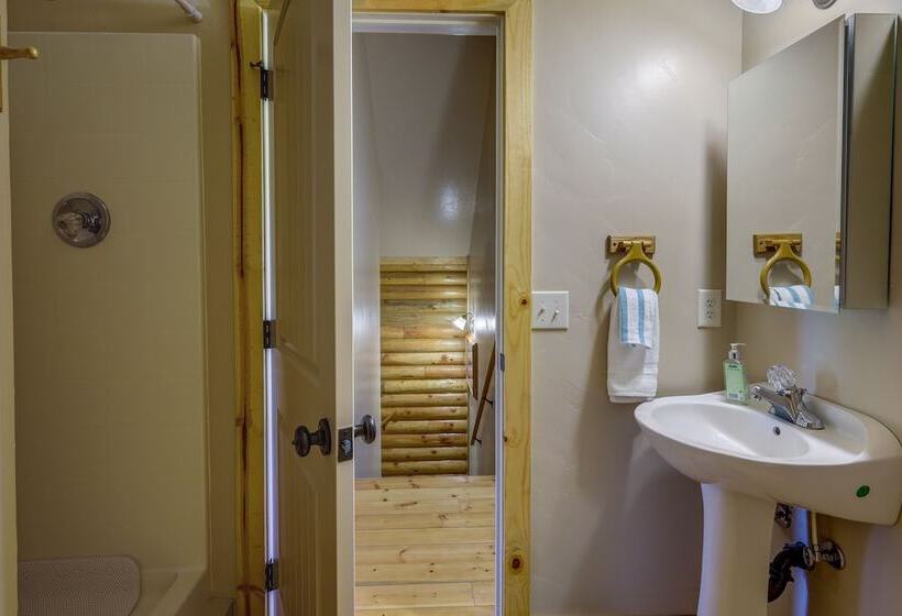 Remote Cedar City Cabin W/ Deck, Views, Fireplaces