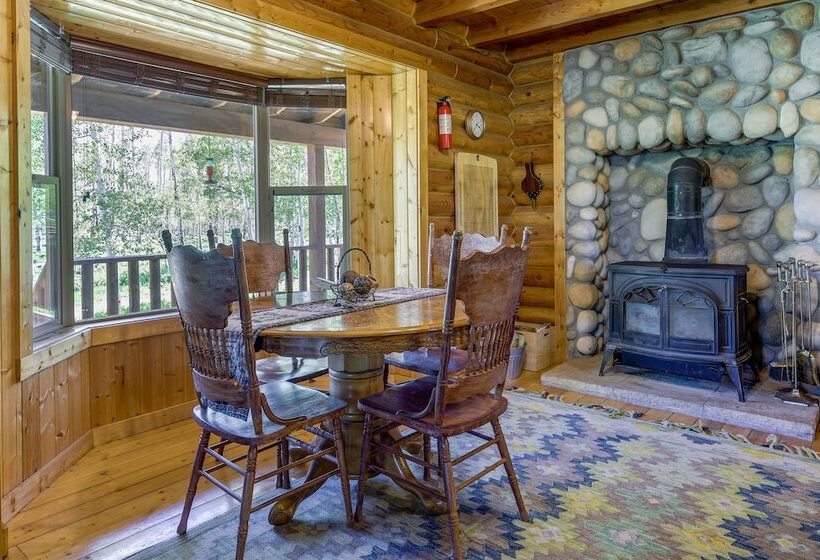 Remote Cedar City Cabin W/ Deck, Views, Fireplaces