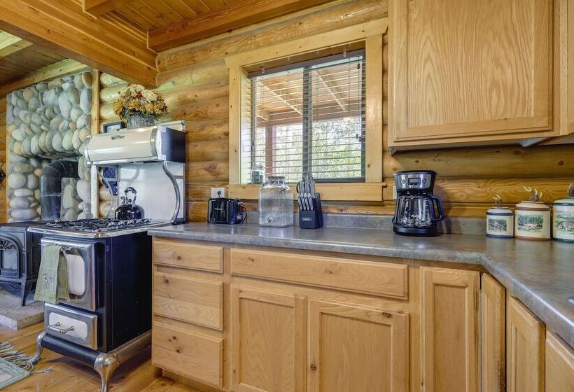 Remote Cedar City Cabin W/ Deck, Views, Fireplaces