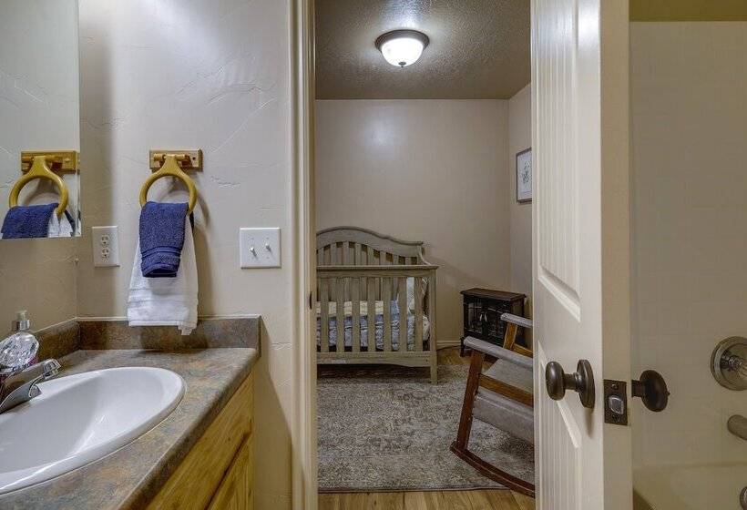 Remote Cedar City Cabin W/ Deck, Views, Fireplaces