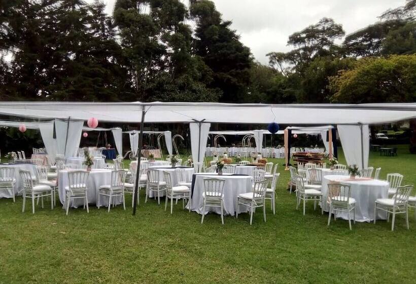 استراحتگاه Jumuia Conference And Country Home