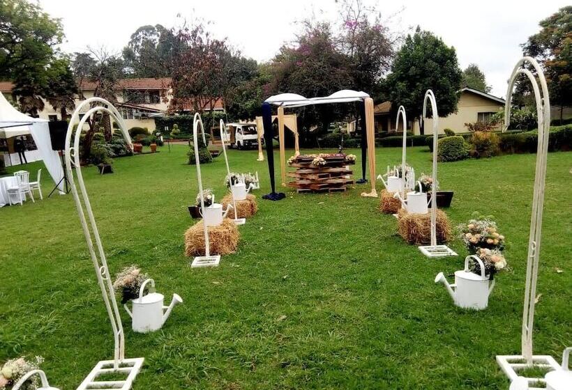 استراحتگاه Jumuia Conference And Country Home