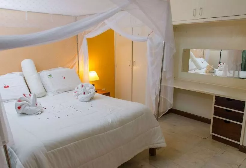 استراحتگاه Jumuia Conference And Country Home