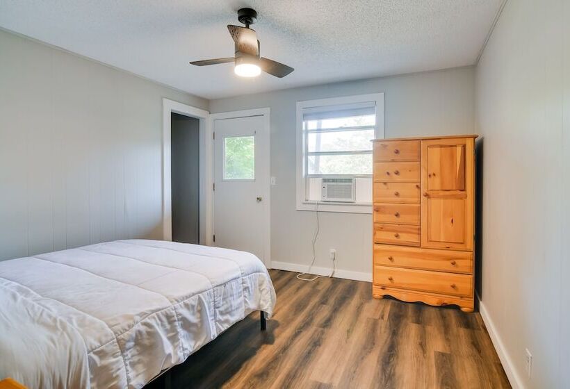 Serene Kimberling City Retreat W/ Boat Dock & Slip