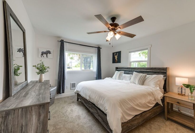 Teton Valley Getaway: Fenced Yard, Grill