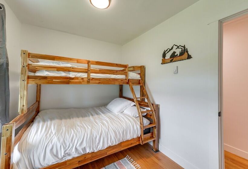 Teton Valley Getaway: Fenced Yard, Grill