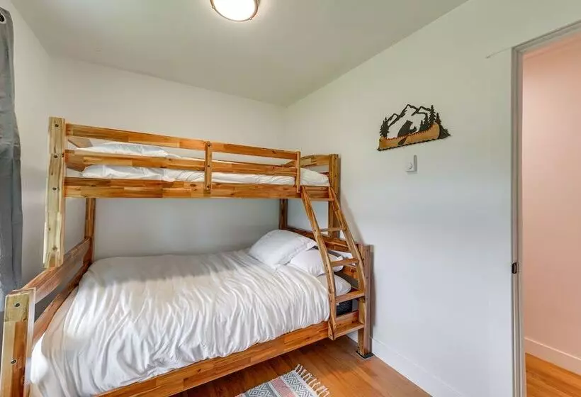 Teton Valley Getaway: Fenced Yard, Grill