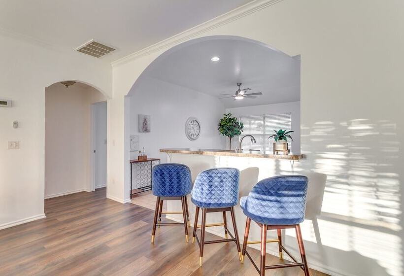 Updated Oklahoma City Home ~ 11 Mi To Bricktown!