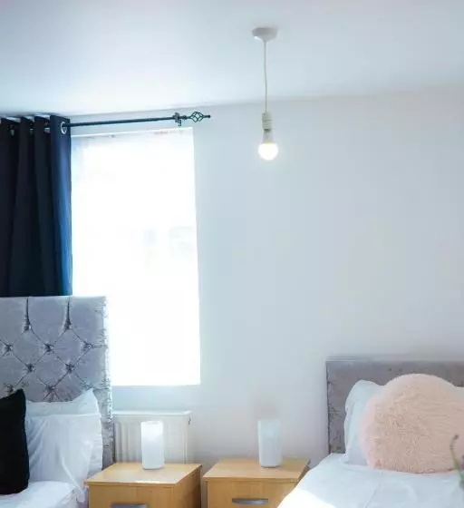 ベッドアンドブレックファースト Victorian Woods Bnb