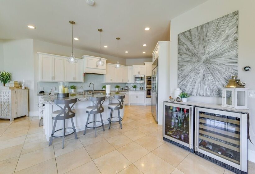 Waterfront Luxury Gilbert Retreat W/ Pool & Spa!